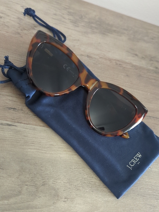 J. Crew Accessories - J. Crew Tortoiseshell Cat-Eye Sunglasses - Brown Tortoise with Dark Lenses